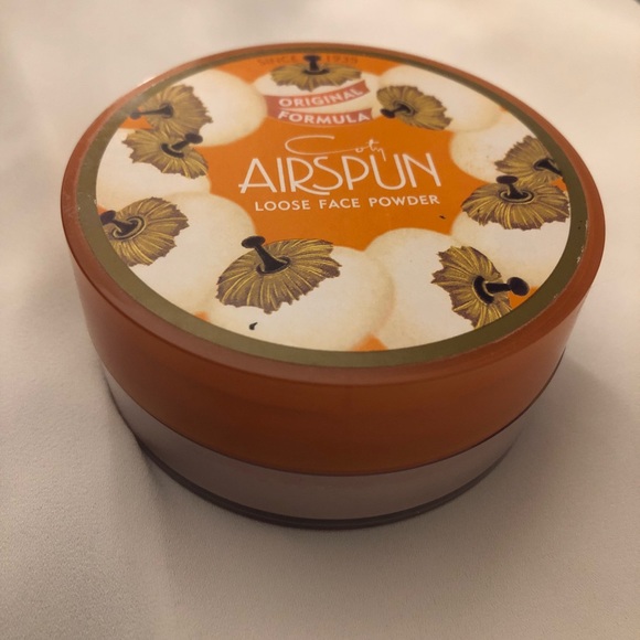 Translucent powder - Picture 3 of 4